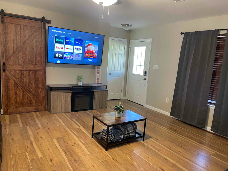 Foto principal - 8500 Chicot Acres