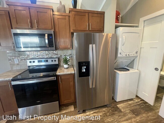 Foto del edificio - 1 br, 1 bath House - 4400 W STATE ST 61 A