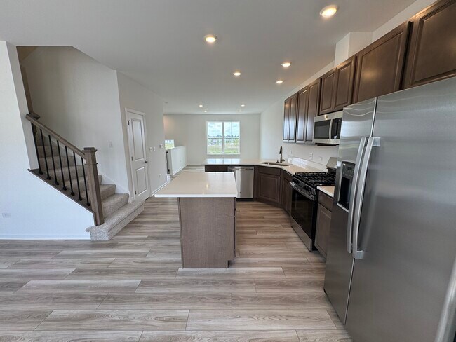 Foto del edificio - 14942 S McCarthy Cir