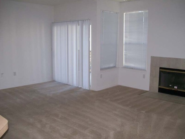 Building Photo - 2000 Erving Cir