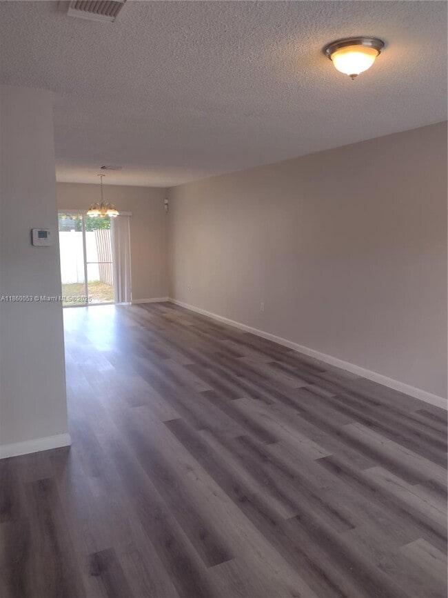 Foto del edificio - 2311 SW 83rd Ave