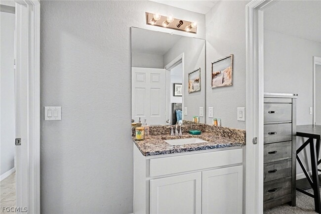 Building Photo - 3217 NW 3rd Ave