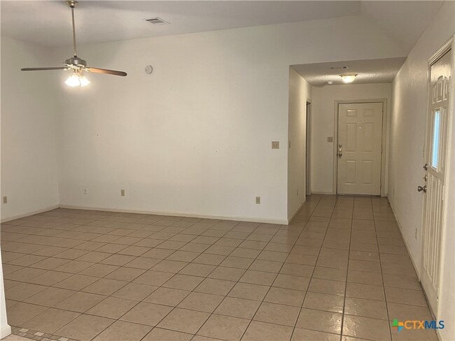 Building Photo - 1302 N Bishop St