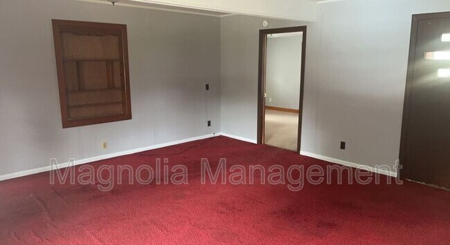 Foto del edificio - 1935 Raleigh Rd