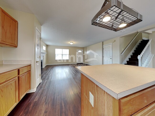 Foto del edificio - 2537 Keller Ct