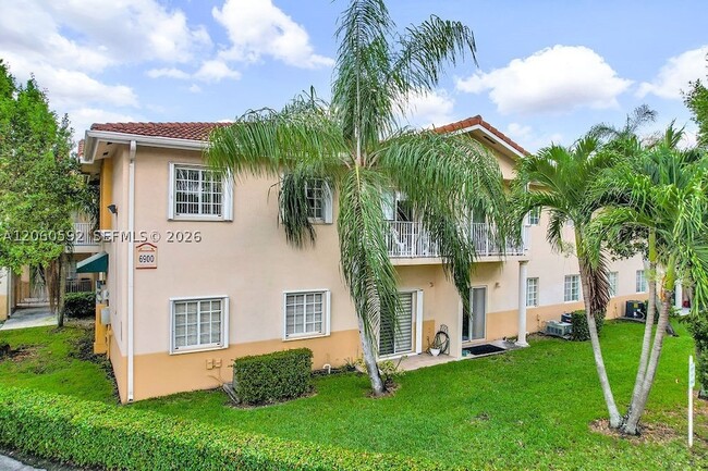 Photo - 6900 NW 179th Street Unit 1041 Apartment