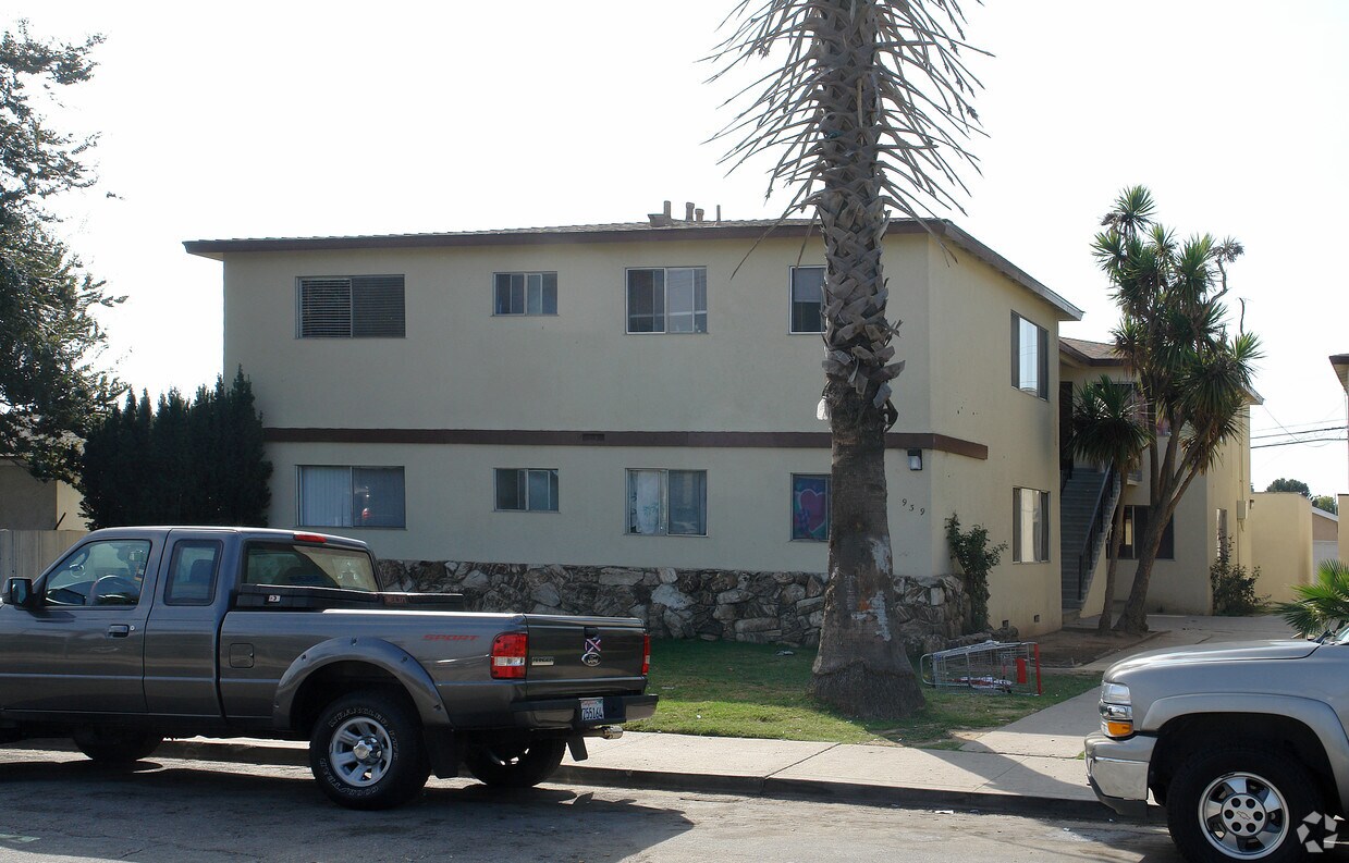 939 S Ventura Rd, Oxnard, CA 93030 Apartments in Oxnard, CA