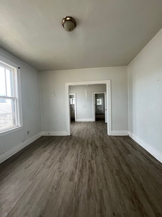 Foto del edificio - Broadway Apartments