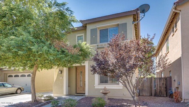Foto del edificio - 14543 W Port Royale Ln