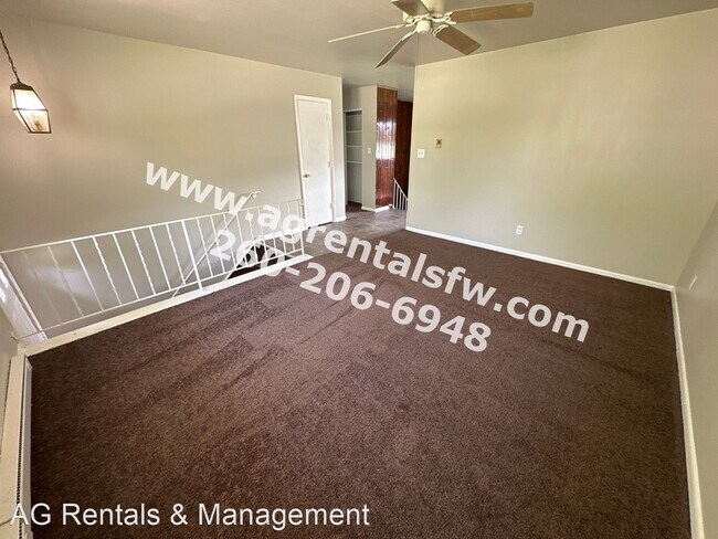 Building Photo - 4 br, 2 bath House - 2034 Embassy Dr