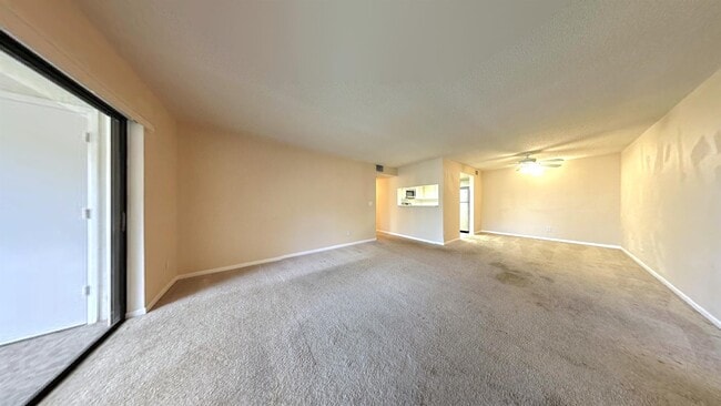Building Photo - 2971 Estancia Blvd