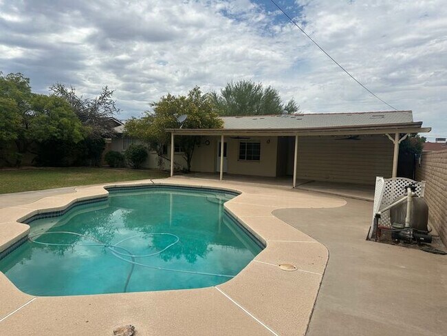 Foto del edificio - Scottsdale home ready for move in!!