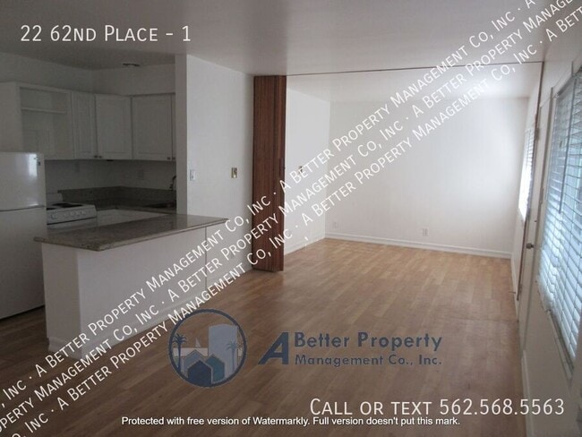 Building Photo - 22 62nd Pl