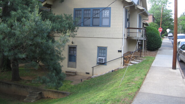 Foto del edificio - 1400 Brookstown Ave