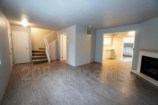 Foto del edificio - 1009 N Stilson Rd