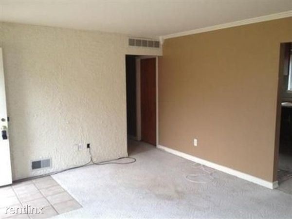 Building Photo - 23240 Shoreview St
