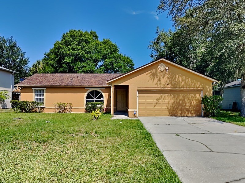 Primary Photo - 1041 Heron Ct