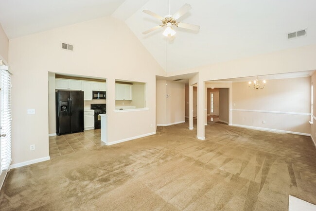 Building Photo - 1412 Cumberland Creek Ln SW