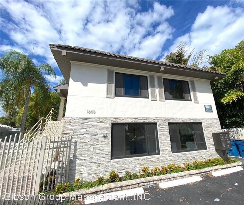 Foto principal - 1605 E Broward Blvd