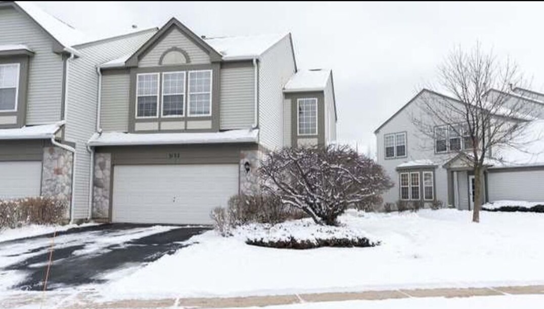 3132 Bromley Ln, Aurora, IL 60502 Townhome Rentals in Aurora IL