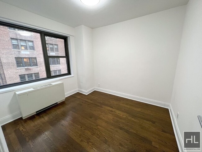 Building Photo - EAST 56 STREET