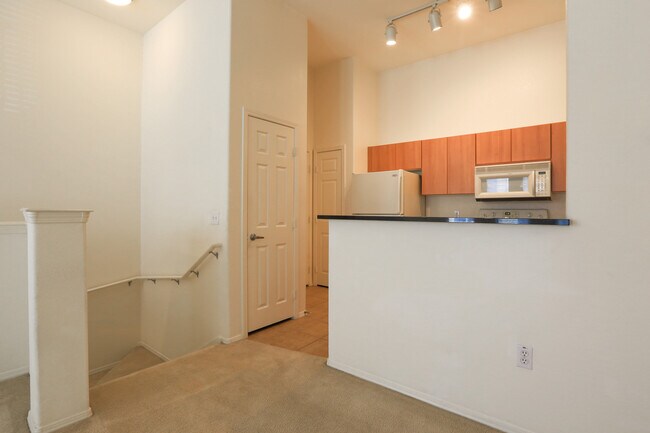 Building Photo - 14250 W Wigwam Blvd