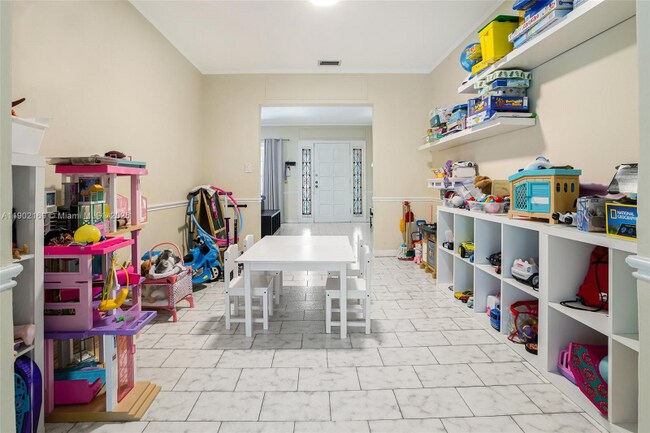 Foto del edificio - 600 SW 25th Rd