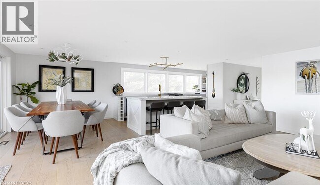 Photo du bâtiment - 2872 Muskoka District Road 118 West