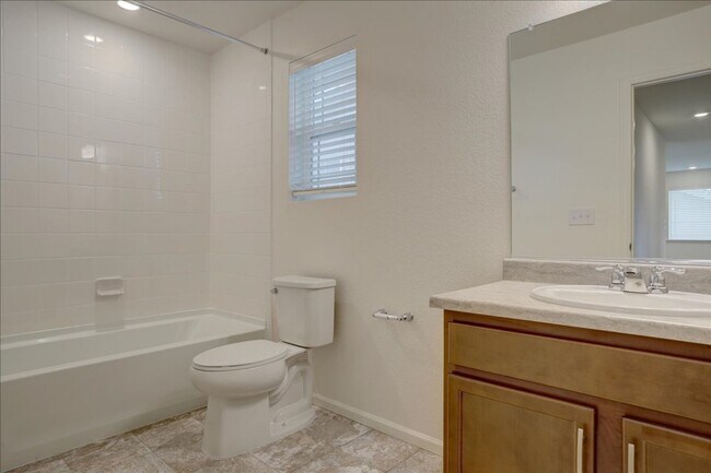 Foto del edificio - Available for move-in on 05/15/26- 3bed/2.5bath in Aurora!