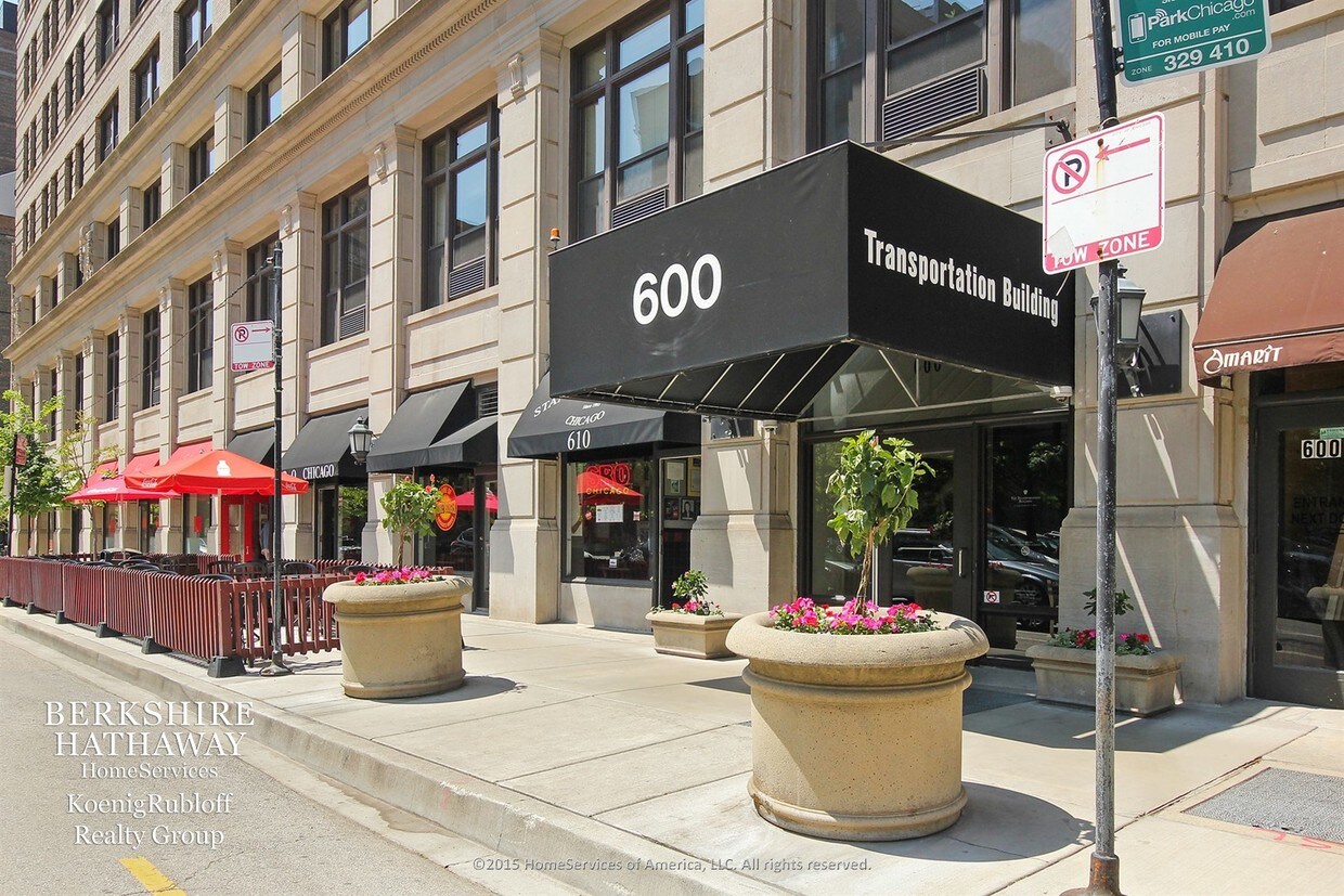 Primary Photo - 600 S Dearborn St