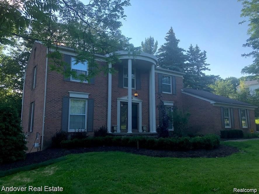 4220 Barcroft Way, West Bloomfield Township, MI 48323 House Rental in