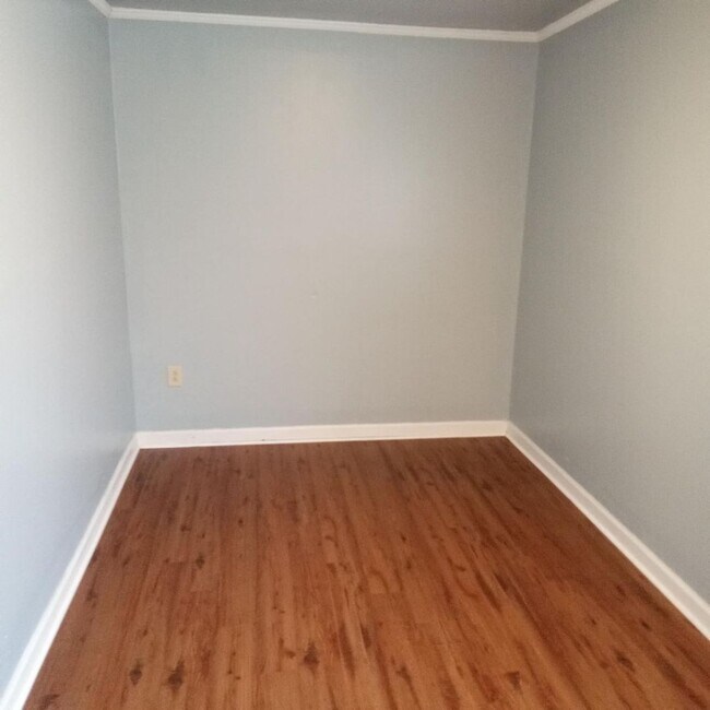 Foto del edificio - 1 Bedroom Apartment - Limited Time Move-in...