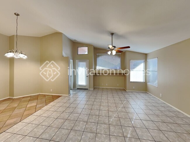 Building Photo - 281 N Oxford Ct
