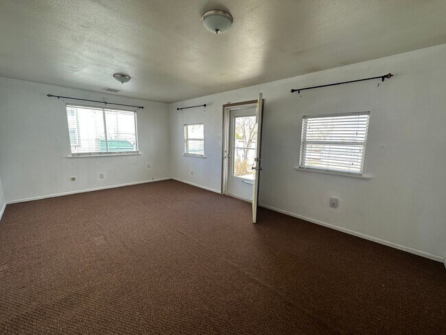 Building Photo - 13 A Rd 5481