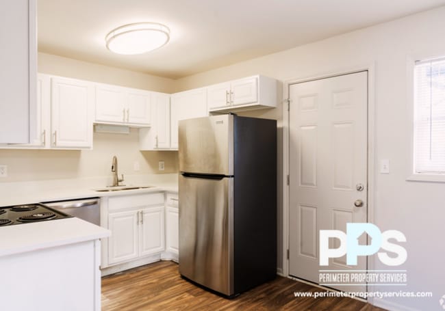 Building Photo - 1204 Veterans Memorial Hwy SW