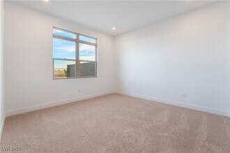 Building Photo - 5022 Slatestone St