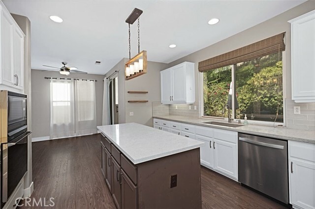Building Photo - 28 Lawnridge