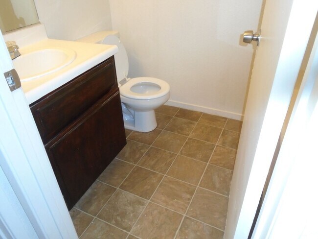 Building Photo - FORTIER ST 3221 UNIT A-D