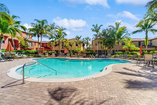 Building Photo - 9115 Capistrano St S