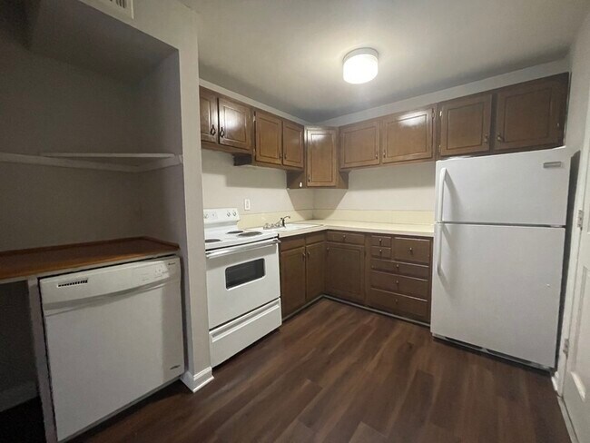 Foto del edificio - 220 S Laurel Ave