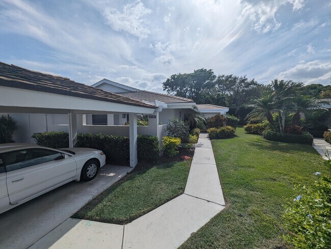Building Photo - 3720 Freshwater Dr