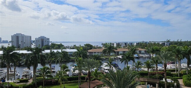 Foto del edificio - 3414 Hancock Bridge Pkwy