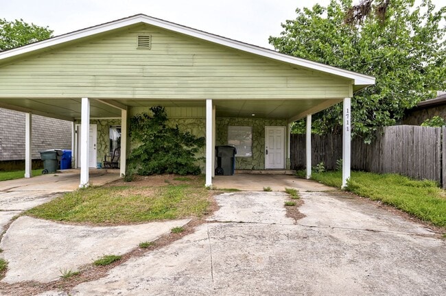 Photo - Fantastic 2 Bed/ 1.5 Bath Located in Norman Townhome