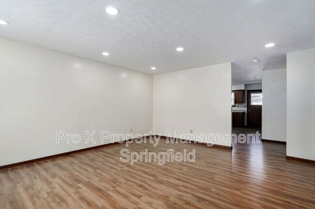 Foto del edificio - 2524 S Jefferson Ave