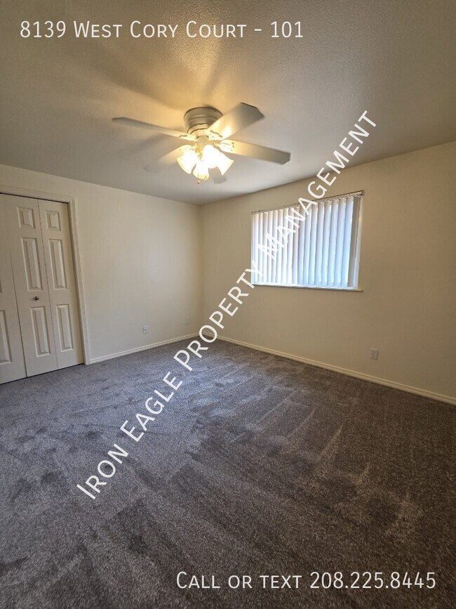 Foto del edificio - 8139 W Cory Ct
