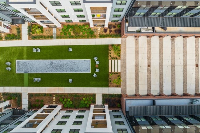 Foto del edificio - Riverside