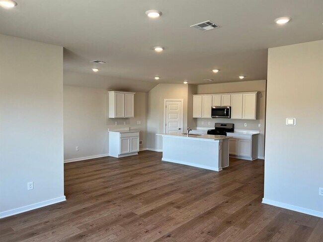 Foto del edificio - 2909 Firefly Dr