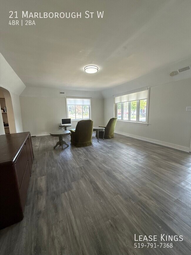 Photo du bâtiment - Updated Single Family Home in Leamington