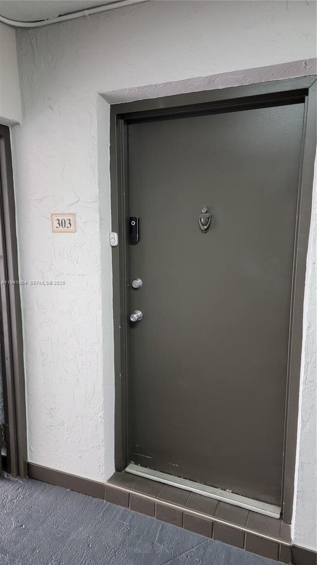 Foto del edificio - 4804 NW 79th Ave