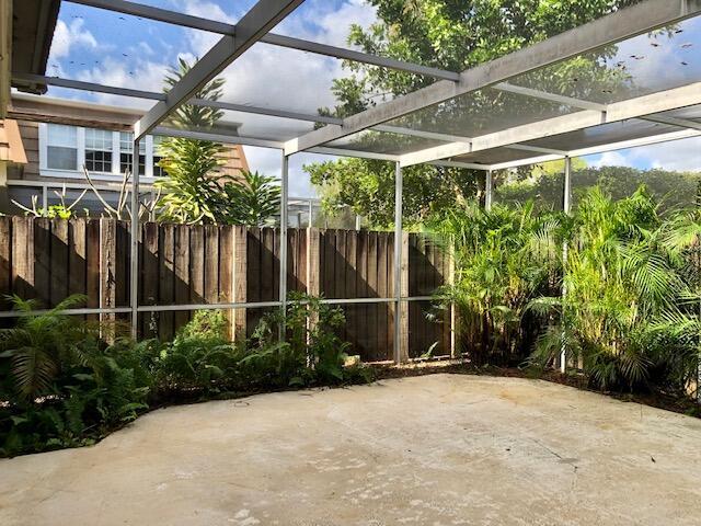 Foto del edificio - 4300 Hazel Ave